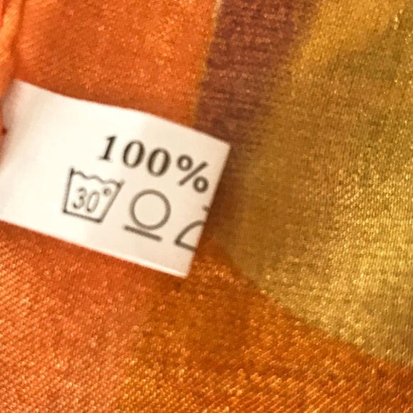 100% SILK SCARF NWOT - Picture 3 of 3